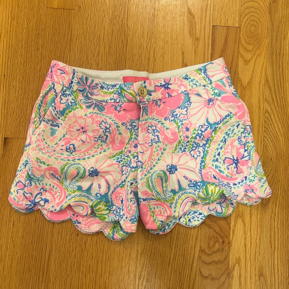Lilly Pulitzer Buttercup Shorts Size 2